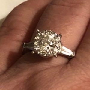 Platinum diamond engagement ring